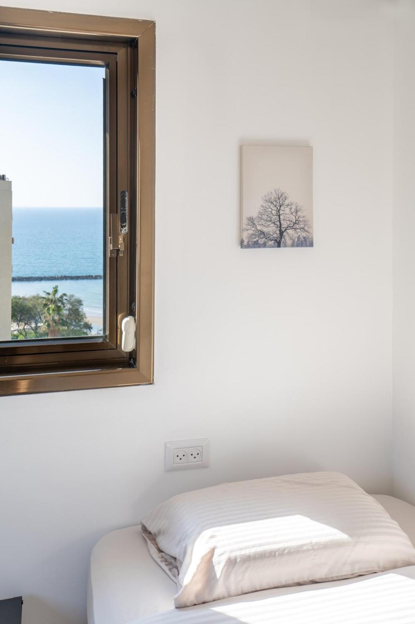 Roof Top 3 Floors Netanya Exterior photo