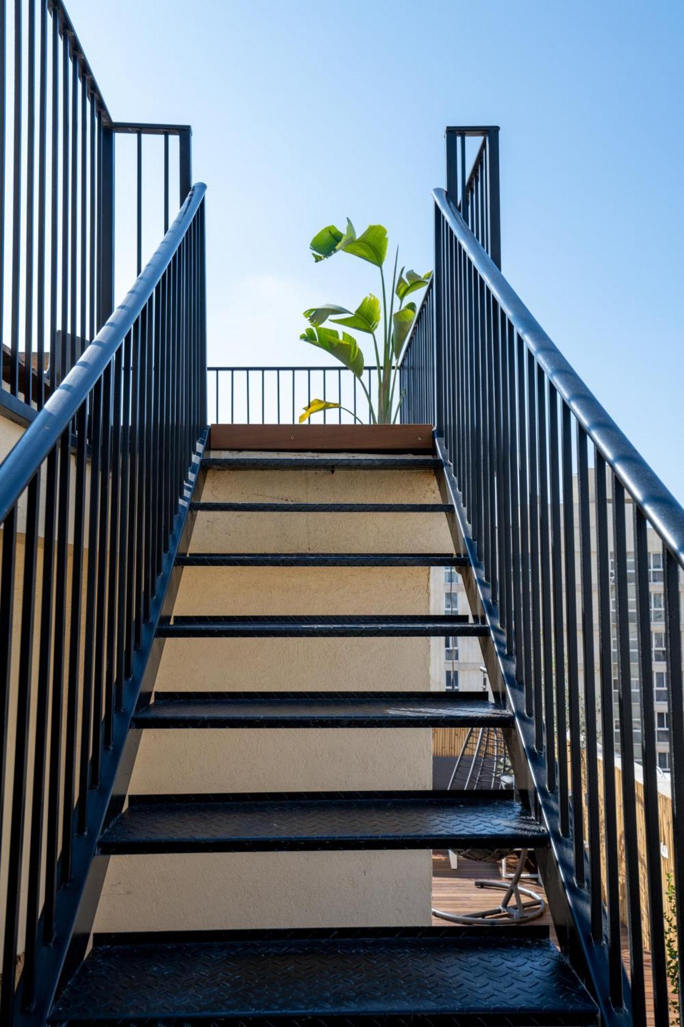 Roof Top 3 Floors Netanya Exterior photo