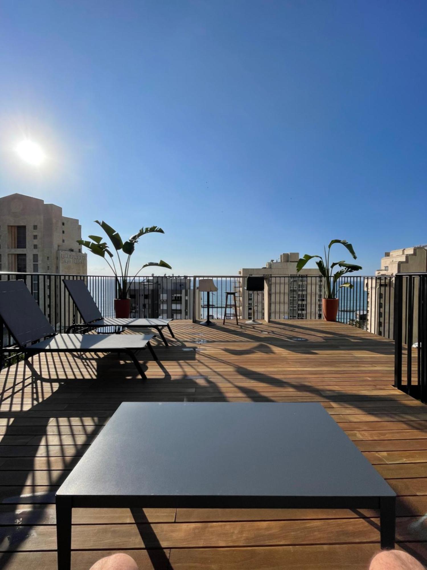 Roof Top 3 Floors Netanya Exterior photo